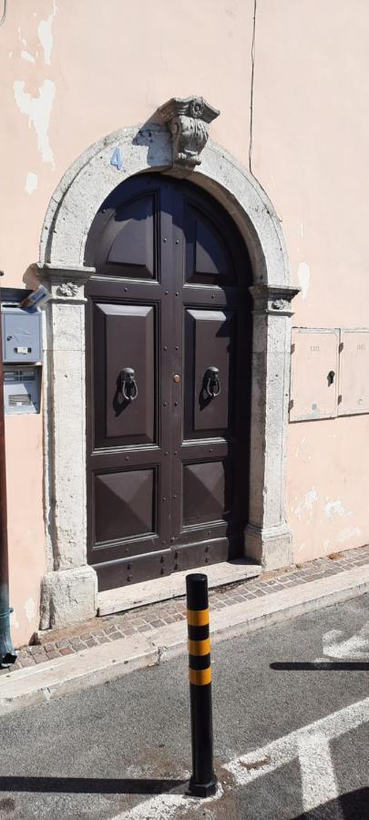 Oasi Lägenhet Poggio Moiano Exteriör bild